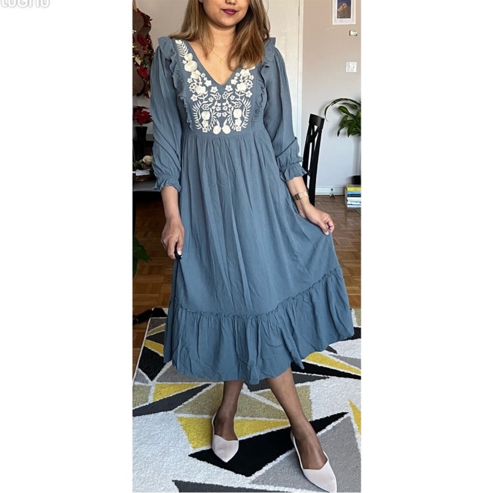 Gorgeous boho embroidered dress